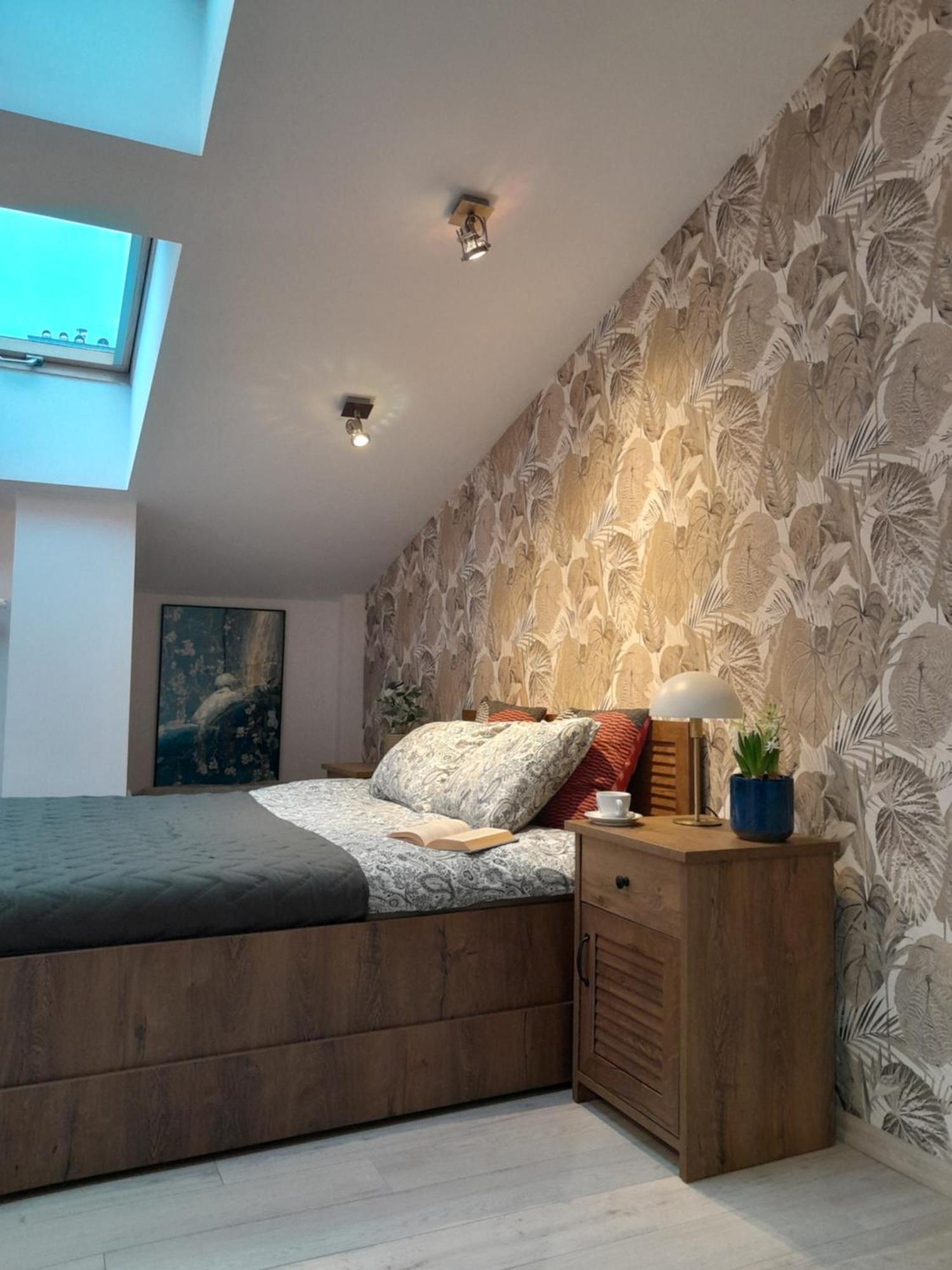 Old Town Premium Apartment Kazimierz - Synagogue View คราคูฟ ภายนอก รูปภาพ