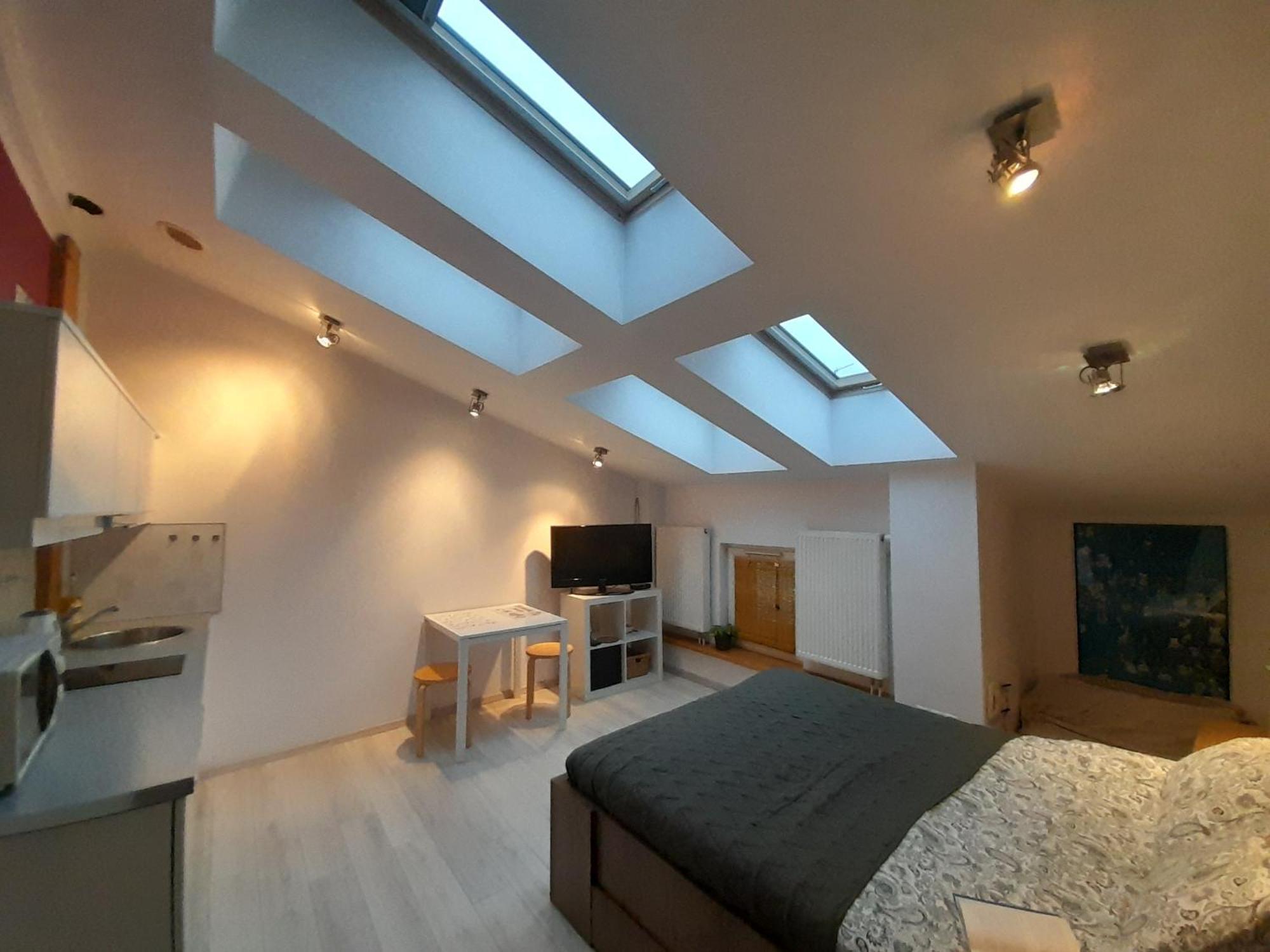 Old Town Premium Apartment Kazimierz - Synagogue View คราคูฟ ภายนอก รูปภาพ